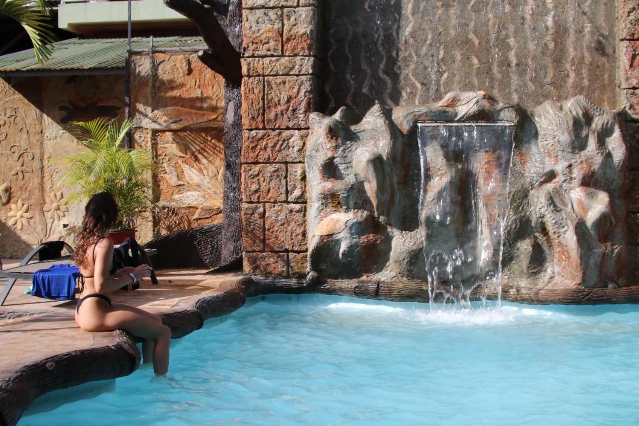 La Fortuna Arenal Poshpacker 호스텔 외부 사진